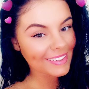 Meet your Posher, Brittany